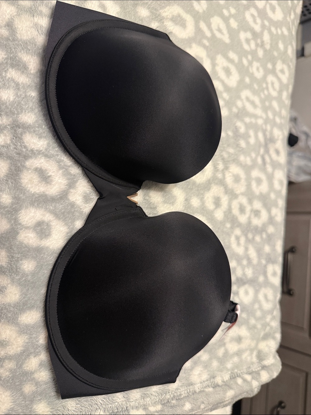 Victoria's Secret Black Strapless Molded Cup Bra